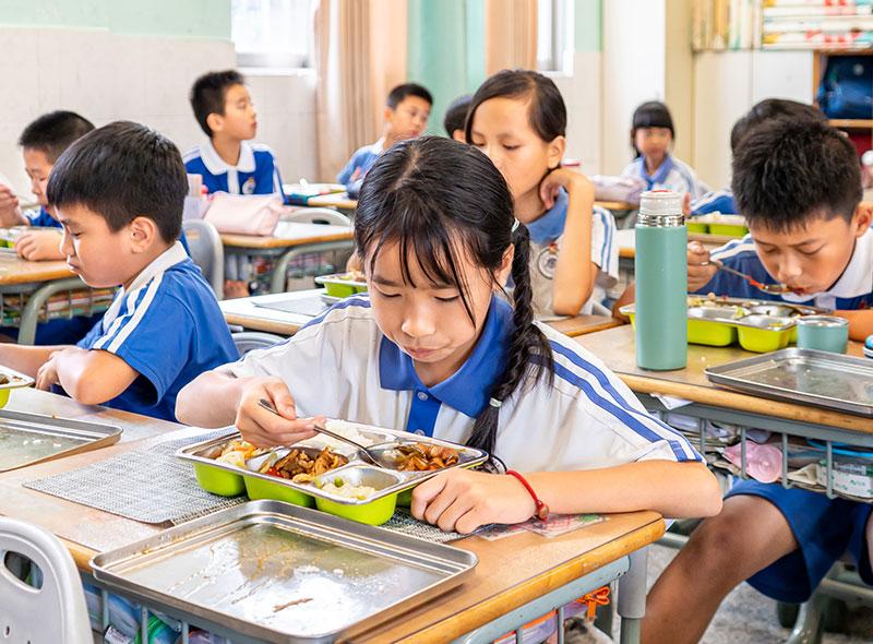 学生营养餐